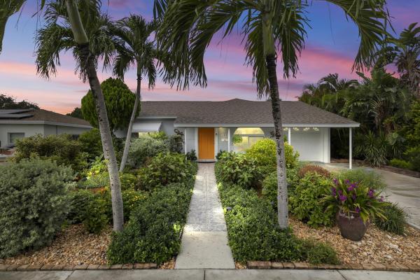 1221 N M St, Lake Worth, Florida 33460, image 1