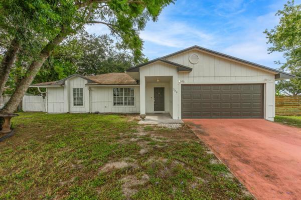Crane Landing, 380 SW Undallo Rd, Port St. Lucie, Florida 34953, image 1