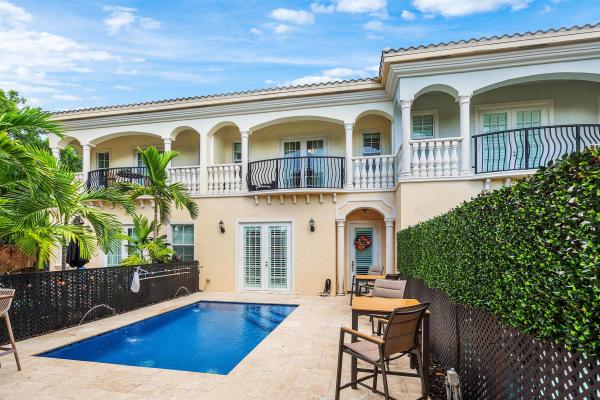 Tropic Isle Townhomes, 605 Avenue H, Delray Beach, Florida 33483, image 1
