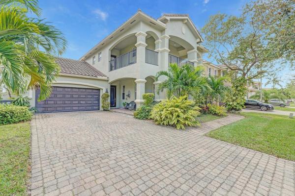 Terracina, 599 Cresta Cir, West Palm Beach, Florida 33413, image 1