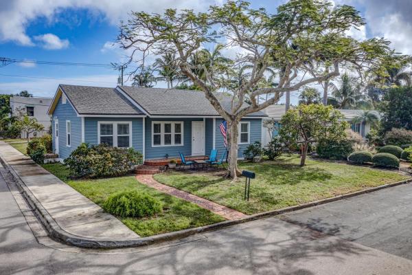 1132 N Palmway, Lake Worth, Florida 33460, image 1