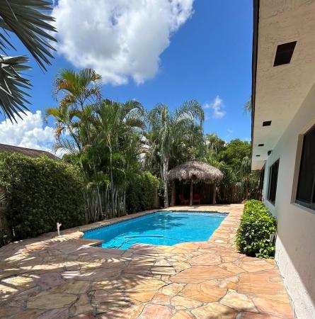 Pembroke Lakes, 1620 NW 118th Ave, Pembroke Pines, Florida 33026, image 1