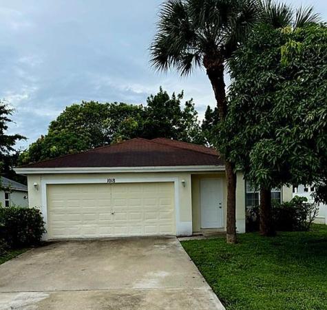 Park Hill Estates, 1018 Park Hill Dr, Haverhill, Florida 33417, image 1