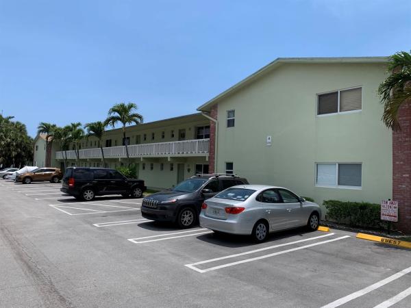 Harbour Hall, 658 NE 6th Ct #L, Boynton Beach, Florida 33435, image 1