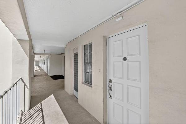 Palm-Aire Country Club 3, 2651 S Palm Aire Dr 305 ##305, Pompano Beach, Florida 33069, image 1