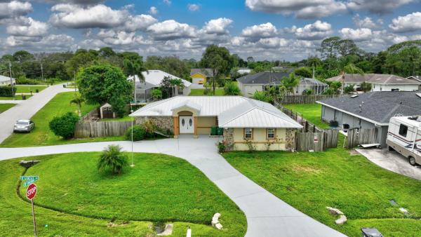 Northport Village, 390 NE Genesee Ave, Port St. Lucie, Florida 34983, image 1