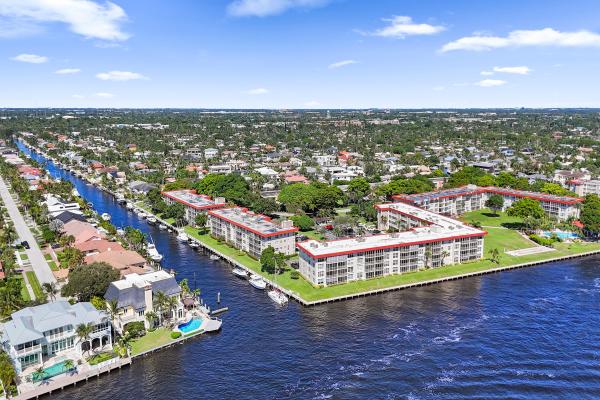 Palm Aire At Coral Key, 3050 NE 48th Ct #303, Hillsboro Beach, Florida 33064, image 2