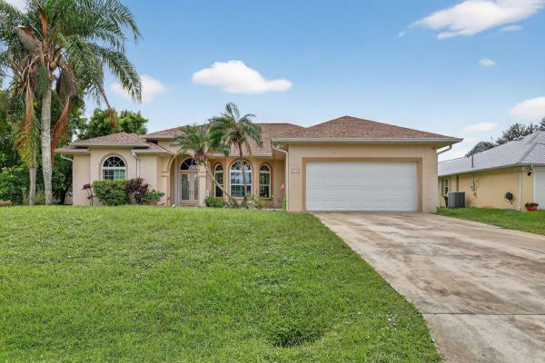 Southbend Lakes Estates, 2820 SE Tate Ave, Port St. Lucie, Florida 34984, image 1