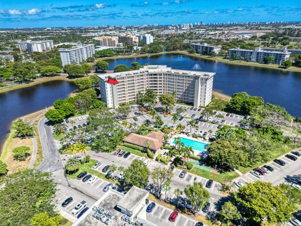 Palm-Aire Country Club 4, 2940 N Course Dr 811 ##811, Pompano Beach, Florida 33069, image 1