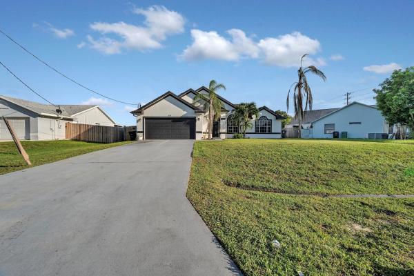 Cashmere Cove, 678 SW Pueblo Ter, Port St. Lucie, Florida 34953, image 1