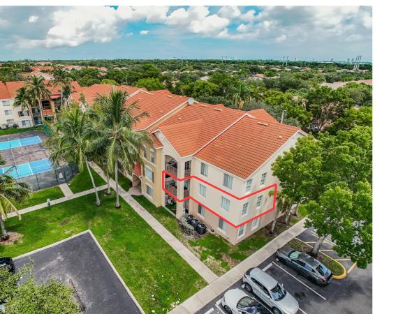 Emerald Isle At Laguna Lakes, 4041 San Marino Blvd 202, West Palm Beach, Florida 33409, image 1