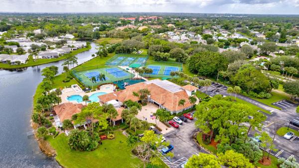 801 Harbour Pointe Way, Greenacres, Florida 33413, image 3