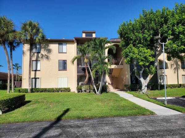 Pine Ridge North 2, 629 Sea Pine Way #H3, Greenacres, Florida 33415, image 1