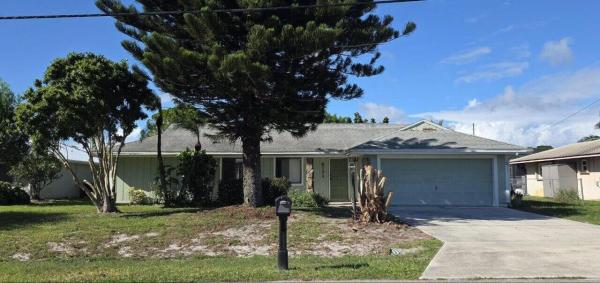 Bayshore Heights, 617 SE Whitmore Dr, Port St. Lucie, Florida 34984, image 1