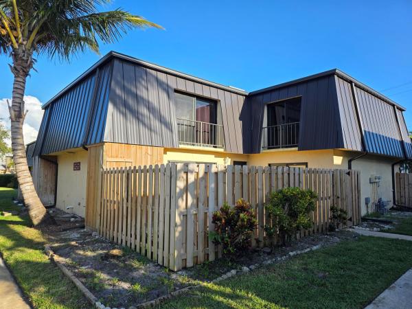 2359 Waterside Dr, Lake Worth, Florida 33461, image 1