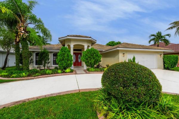 The Estates Of Royal Palm Beach, 221 Cypress Trce, Royal Palm Beach, Florida 33411, image 1