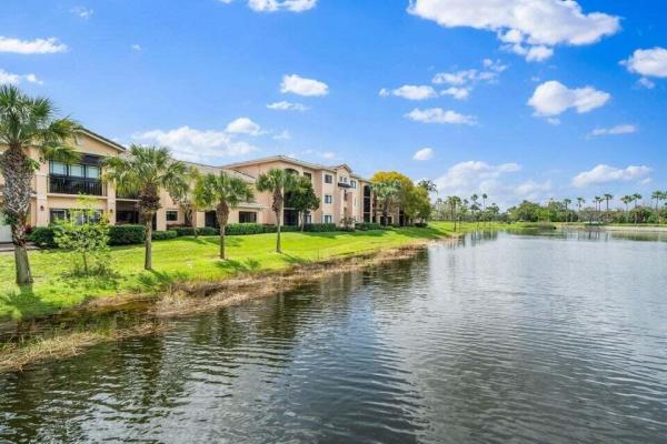 Sarento At San Matera, 2725 Anzio Ct 102, Palm Beach Gardens, Florida 33410, image 1