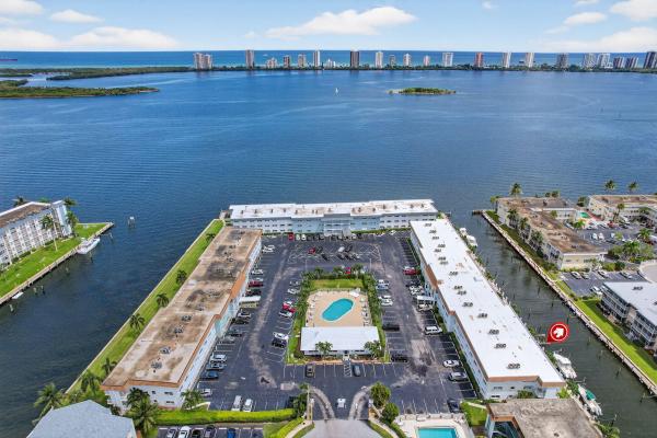Shore Club, 110 Shore Ct 1140, North Palm Beach, Florida 33408, image 1