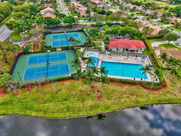 Sand Hills Village, 6472 Sand Hills Cir, Lake Worth, Florida 33463, image 1