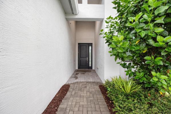 Cresswind Palm Beach, 5546 Saint Armands Way, Westlake, Florida 33470, image 1