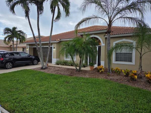Southpointe At River Bridge, 2724 Pointe Cir, Greenacres, Florida 33413, image 1