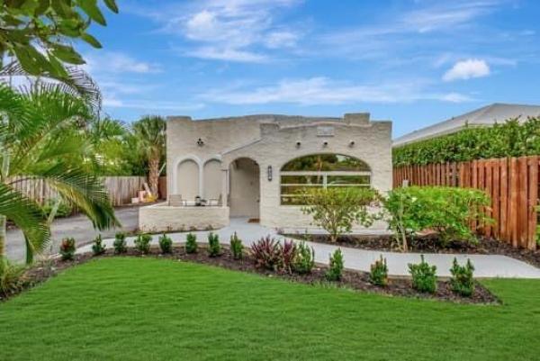 Dell Park, 214 NE 9th St, Delray Beach, Florida 33444, image 1