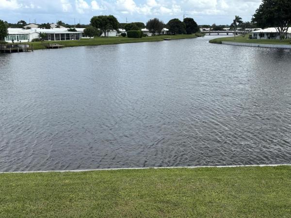 Leisureville Lake, 1112 Lake Ter #207, Boynton Beach, Florida 33426, image 3