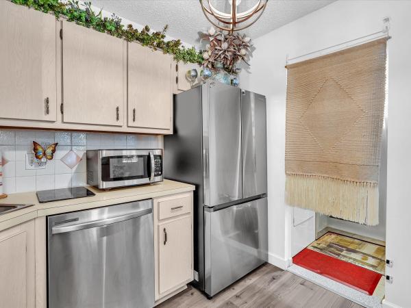 Pine Ridge 3, 342 Pine Ridge Cir #D-2, Greenacres, Florida 33463, image 1