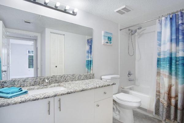 Emerald Isle At Laguna Lakes, 4041 San Marino Blvd #307, West Palm Beach, Florida 33409, image 1