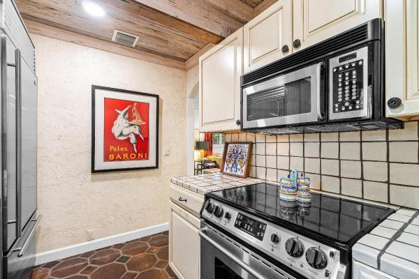 Chilean Court, 226 Chilean Ave #1&2, Palm Beach, Florida 33480, image 3