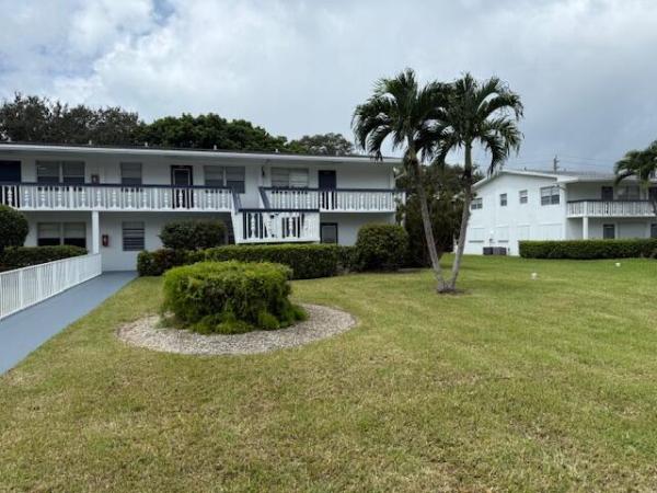 201 Ventnor M, Deerfield Beach, Florida 33442, image 1