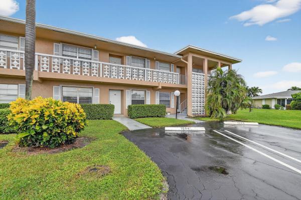 2411 Papaya Dr 103, Delray Beach, Florida 33445, image 1