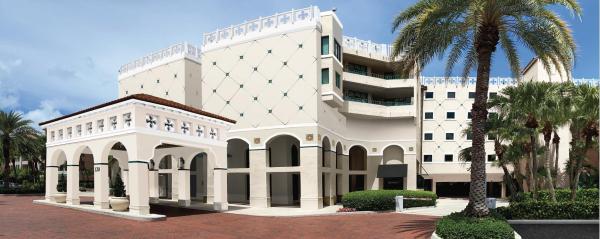 Mizner Court, 120 SE 5th Ave 221, Boca Raton, Florida 33432, image 1