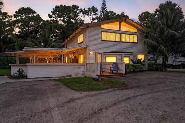 2915 Doe Trl, Loxahatchee, Florida 33470, image 1
