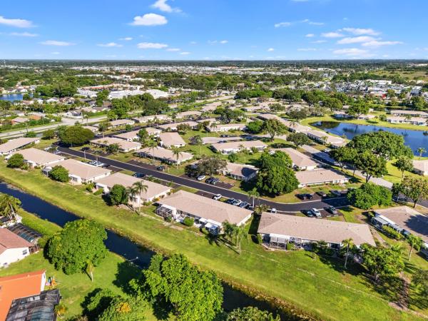 Boca Lakes, 8904 Warwick Dr, Boca Raton, Florida 33433, image 3