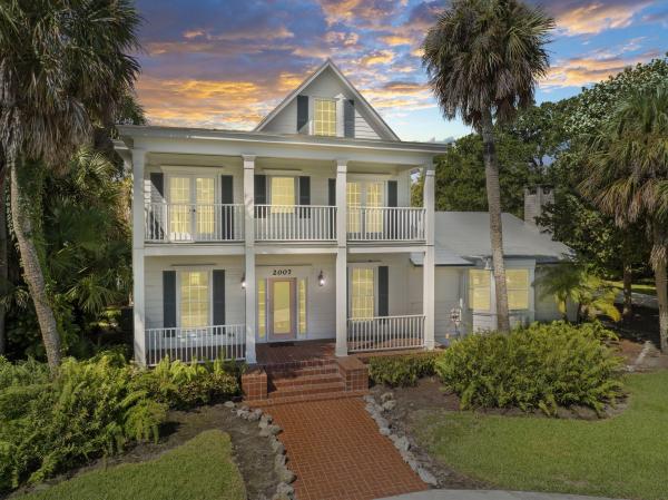 2007 S Indian River Dr, Fort Pierce, Florida 34950, image 1