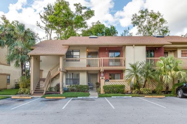 Sheffield Woods At Wellington, 12949 Pennypacker Trl 4, Wellington, Florida 33414, image 1