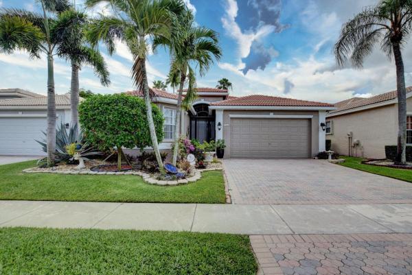 Valencia Falls, 7090 Prado Lake Dr, Delray Beach, Florida 33446, image 1