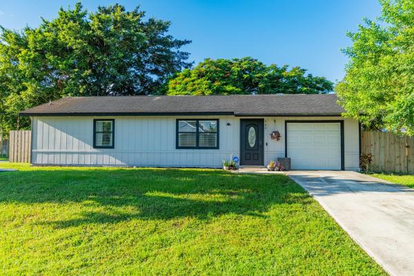 Oak Hammock, 902 SW Nichols Ter, Port St. Lucie, Florida 34953, image 1