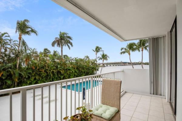 La Palma, 2860 S Ocean Blvd 208, Palm Beach, Florida 33480, image 1