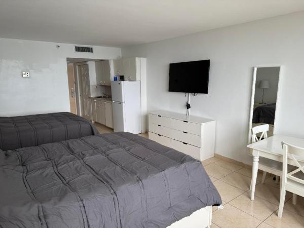 The Aventura Beach Club, 19201 Collins Ave #448, Sunny Isles Beach, Florida 33160, image 1