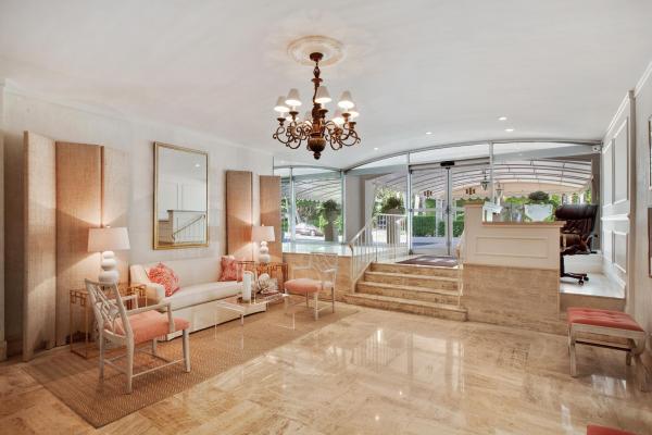 Island House, 354 Chilean Ave #0024, Palm Beach, Florida 33480, image 2