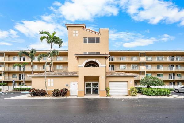 12560 Majesty Cir 303, Boynton Beach, Florida 33437, image 1