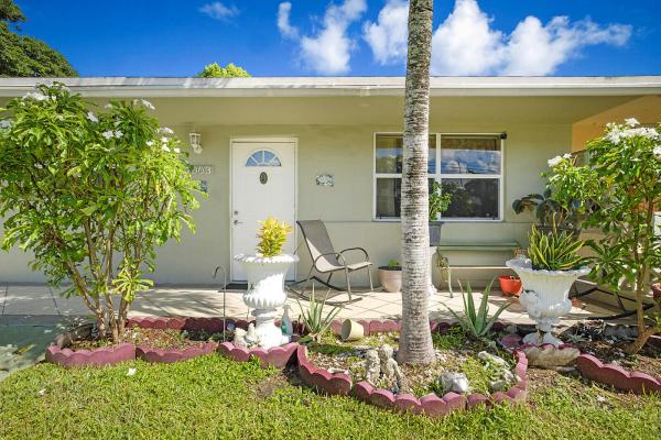 Springbank Park, 7003 SW 20th St, North Lauderdale, Florida 33068, image 1