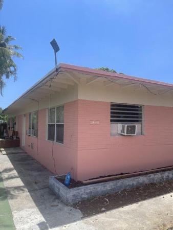 Linns, 341 SE 3rd Ave, Delray Beach, Florida 33483, image 1