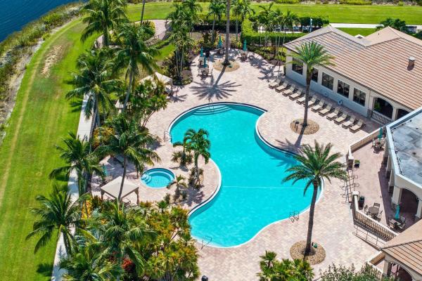 Canyon Lakes, 8888 Rockridge Glen Cv, Boynton Beach, Florida 33473, image 2