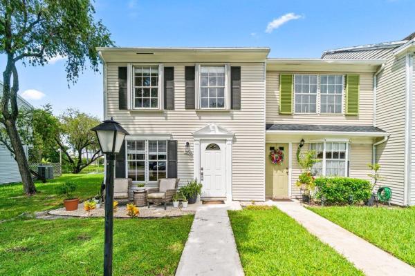 Georgian Park, 209 Old English Dr, Jupiter, Florida 33458, image 1