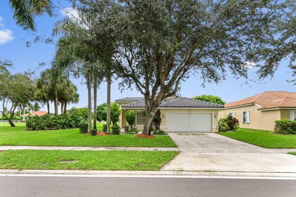 5516 Muirfield Village Cir, Lake Worth, Florida 33463, image 1