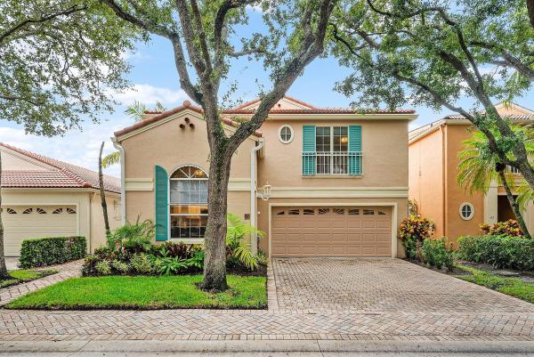 Villa D'Este, 40 Via Verona, Palm Beach Gardens, Florida 33418, image 1