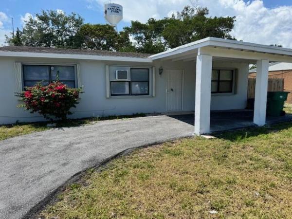 1740 2nd Ave N 202, Lake Worth, Florida 33460, image 1